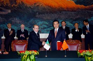 Signature d'un accord strat�gique entre l'Alg�rie et la Chine