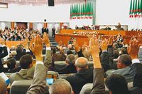 La constitution revisee dans un climat politique tendu