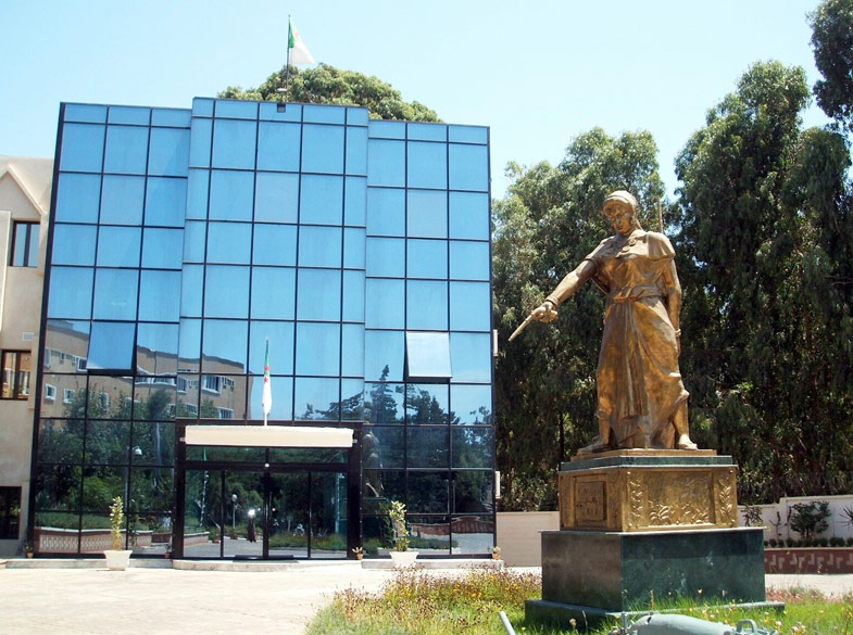 Le Ministre des Moudjahidines  Alger
