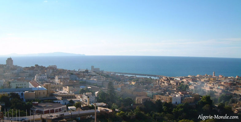 Vue sur la ville de Mostaganem